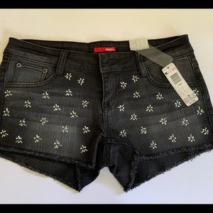 NWT bongo cutoff jeans